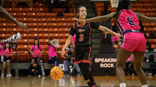 Alexis Mead at UTEP