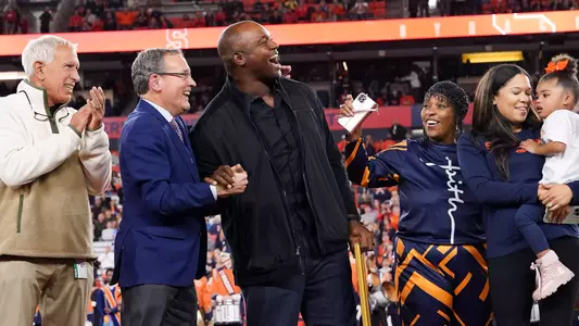 Syracuse And Big East Football Great Dwight Freeney Is A Pro Football Hall  Of Famer