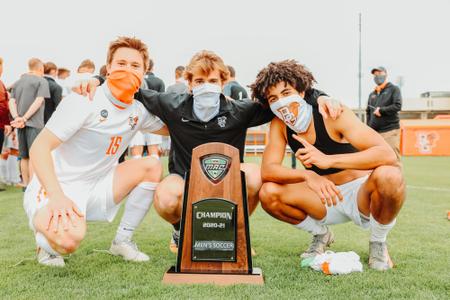 Joey Akpunonu '20 drafted by FC Cincinnati! - St. John's Jesuit Titans  Athletics - Official Athletics Website