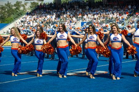 The Denver Broncos Cheerleaders Announce Their 2017 Finalists