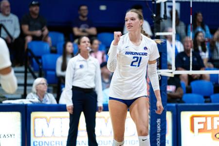 Broncos Aces Out Rams - Boise State University Athletics