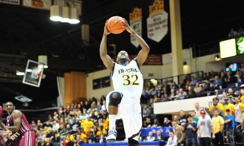 Derrick Thomas II - Men's Basketball - Post University Athletics