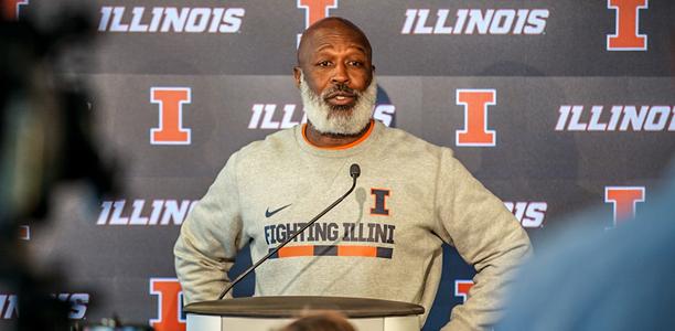 Lovie Smith has one of the best beards you've ever seen