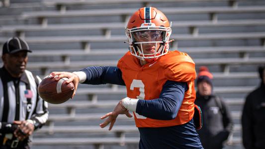 New England Patriots should go after former Illinois football QB Tommy  DeVito