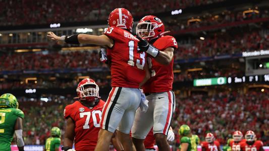 National Champion Stetson Bennett Wins Manning Award - University of  Georgia Athletics