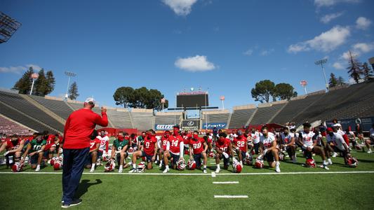 Fox Sports, Pac-12 Network add Bulldog Football games to 2021 fall