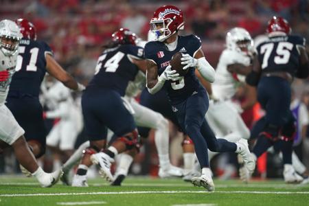 Fresno State wide receiver Jalen Cropper runs for yardage against UTEP  during the first half of the New Mexico Bowl NCAA college football game  Saturday, Dec. 18, 2021, in Albuquerque, N.M. (AP