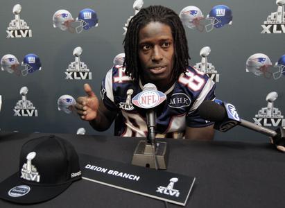 Former All-American Deion Branch Set to Earn His Degree - University of  Louisville Athletics