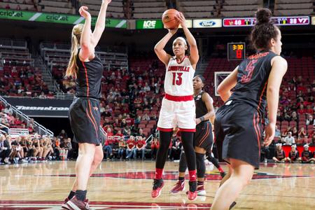 Cortnee Walton - Women's Basketball - University of Louisville Athletic