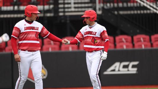 No. 7 Razorbacks complete sweep of Eastern Illinois