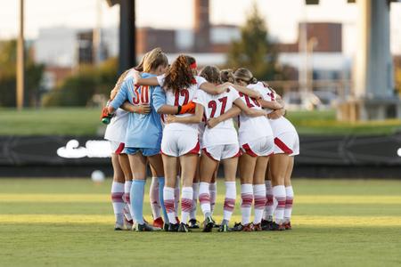 Cardinals go with Lynn for Game 2