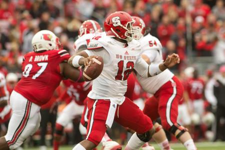 N.C. State QB Jacoby Brissett writes letters to each of his offensive  teammates