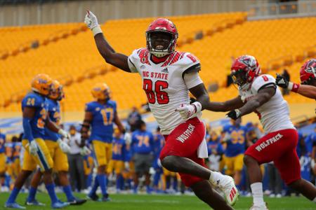 Emeka Emezie prepares for NFL draft after record setting NC State career ::