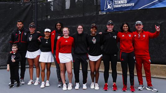 Women's Tennis Holds Strong in ITA National and NCAA Regional Rankings -  Wayne State University Athletics