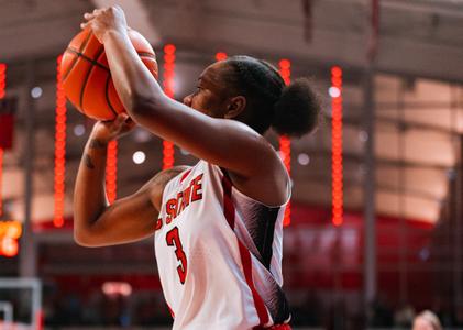 Diamond Johnson Named to Dawn Staley Award Late Season Watch List