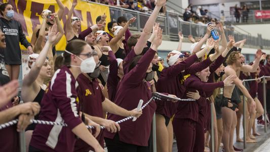 Minnesota Vikings stadium hosts vaccination event in Minneapolis