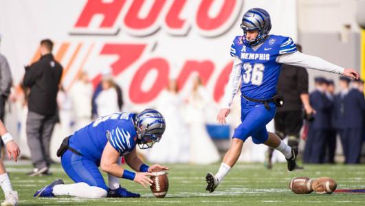 Memphis kicker Riley Patterson