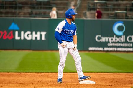 Battle of Houston as the Cougars look to extend their winning