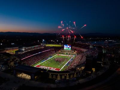Football takes on BYU in Williams Stadium on October 22, 2022. (Photo by Tyler Penrod)