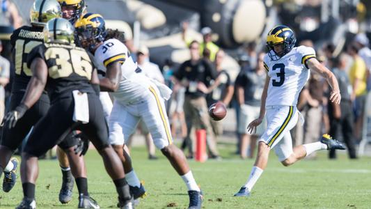 Bengals select Michigan punter Brad Robbins with 217th pick in