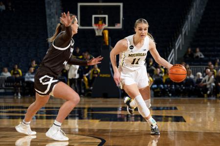 Taylor Williams - Women's Basketball - Western Michigan University Athletics