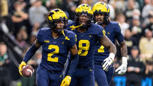 Michigan Wolverines Football: Michigan Football Players Selling Officially  Licensed Jerseys At The MDen