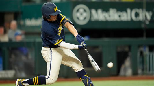 Photo gallery: Texas at UM baseball