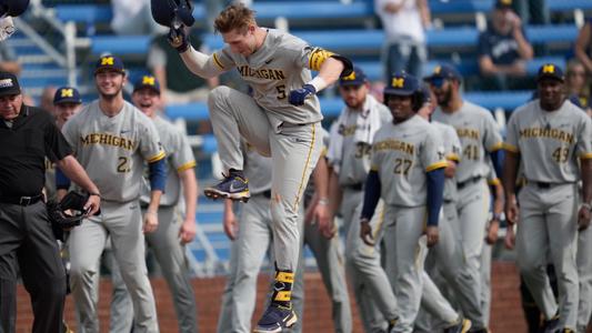 Photo gallery: Texas at UM baseball