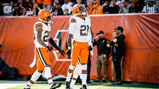 Denzel Ward's 99-yard return of Burrow's pick-6 gives Browns 7-0 lead