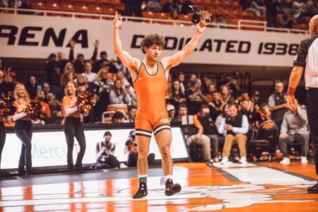 Wrestling places third, produces two champions in New Standard