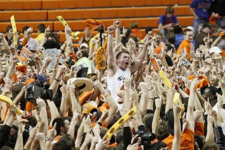 Tennessee baseball's 'Daddy' hat cost, Vols season stats and numbers