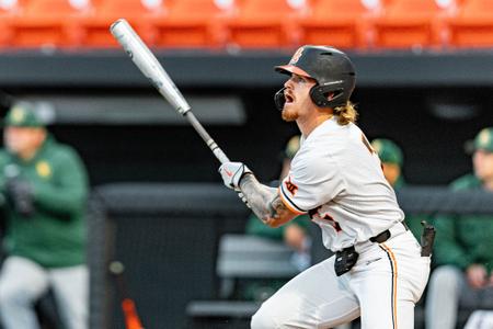 Hall's First Career Hit in the Majors Part of Two Home Run Game - Dallas  Baptist University Athletics