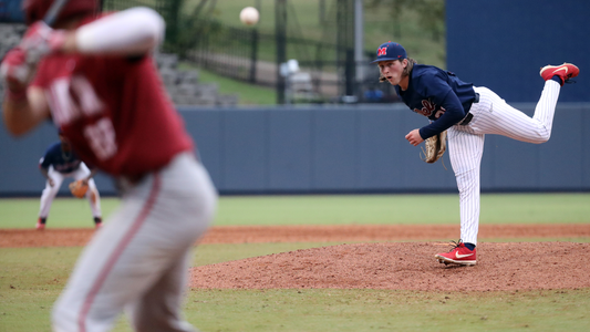 Hunter Elliott's gem leads Ole Miss to first College World Series in 8  years, College