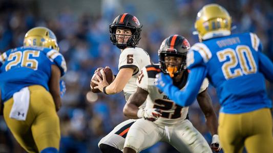 Watch: Former Oregon State star Jake Luton throws a touchdown pass for the  Jacksonville Jaguars 