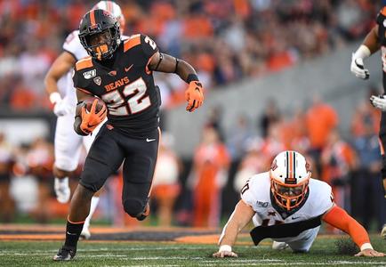 Report: Oregon State Star RB Jermar Jefferson Ruled Out Against Utah