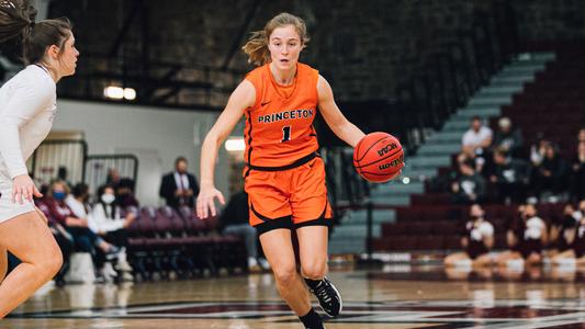 Abby Meyers Stats, Height, Weight, Position, Draft Status and More