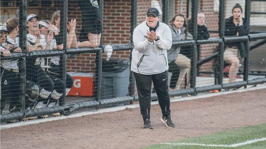 Softball signs six players in nation's No. 4-ranked recruiting class -  University of Texas Athletics