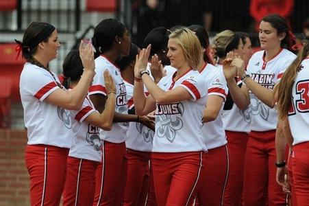 Louisiana Lafayette pitcher Christina Hamilton wears sick Rick