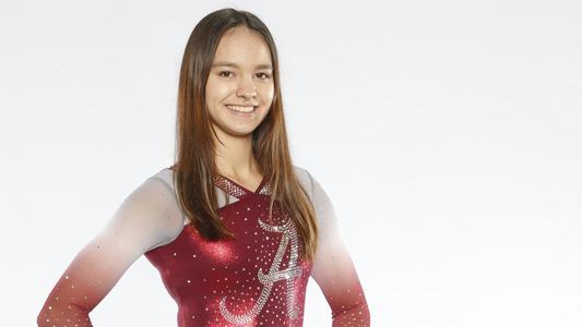 Olympics-bound Surrey gymnast Shallon Olsen enters sports hall of fame – in  Coquitlam - Surrey Now-Leader