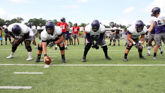 SFA Football: Quin Jones wearing Cally Belcher's number, College