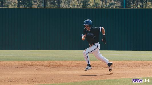 Fifth-inning burst knots series at 1-1