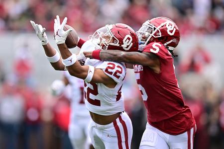 Kyler Murray, in Omaha cheering for Oklahoma, shares how much he