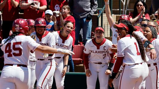 These Baylor Pitchers Dealt Oklahoma Softball Its Only Loss This