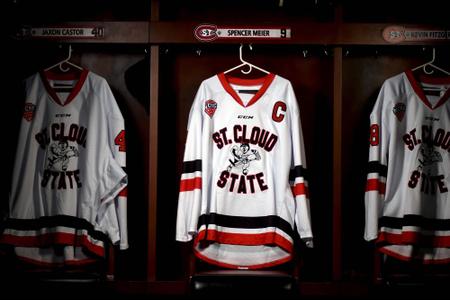 Huskies to Wear Retro Jerseys from 1985-86 for Homecoming Saturday - St.  Cloud State University Athletics
