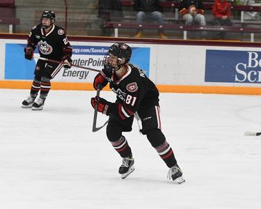 Women's Hockey Downs Boston University, 4-2 - Rensselaer