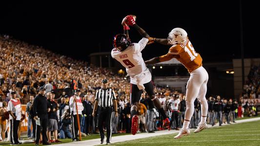 Twin Brothers go head-to-head Mic'd Up for Texans vs. Lions on