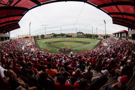 2019 NCAA baseball tournament: 1 key stat for each Super Regional match-up