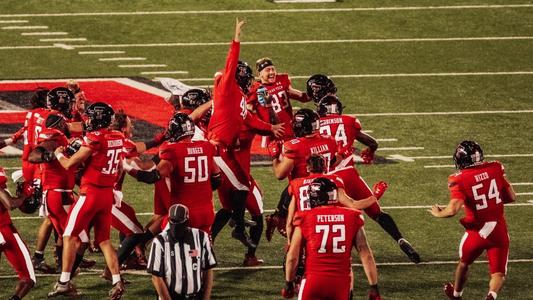 Colleges: Walk-on kicker a hit at Texas Tech