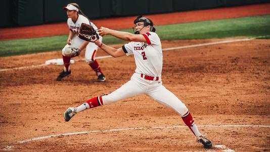 Texas Longhorns softball: Walk-off win clinches series vs. Kansas