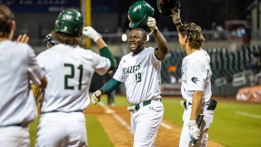 Florida baseball slides by Stetson in close victory during mid-week matchup